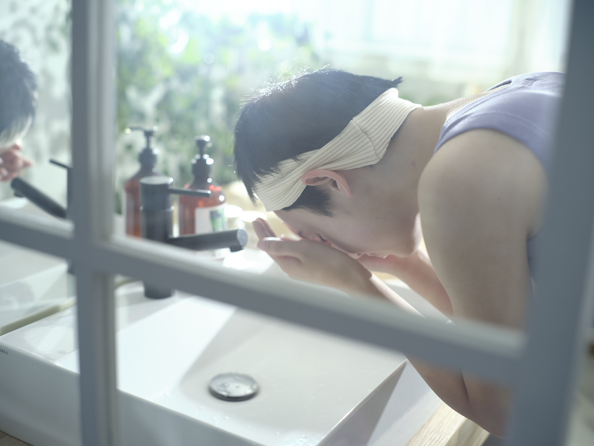 自然光　ハウススタジオ　aL/Right STUDIO.　光の入り方　　生活シーンのプロップス　パウダールームプロップス完備　撮影スタジオ　東京　世田谷　撮影