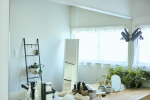 自然光ハウススタジオ　aL/Right STUDIO.　　生活シーンのプロップス　パウダールームプロップス完備　撮影スタジオ　東京　世田谷　撮影