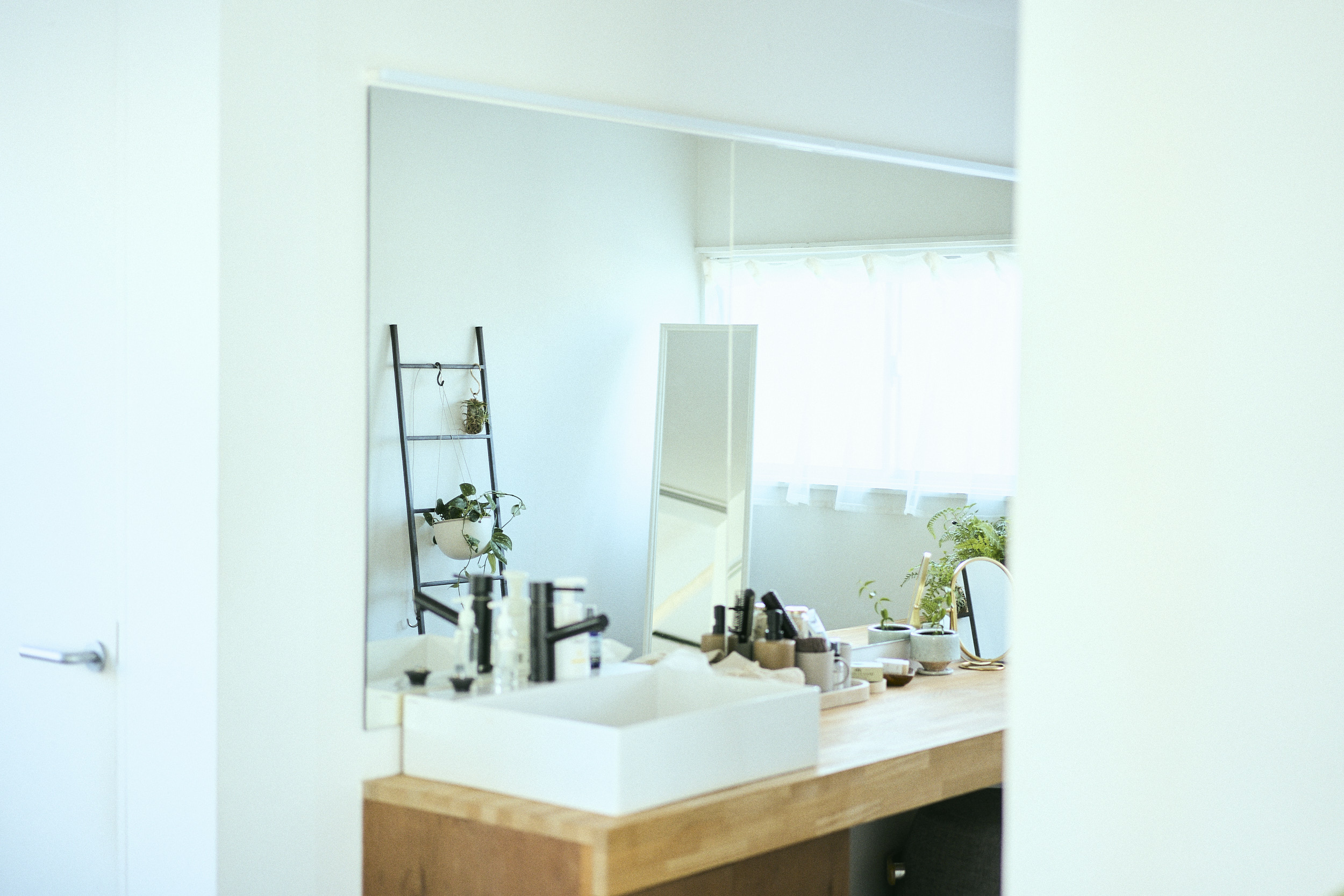 自然光ハウススタジオ　aL/Right STUDIO.　　生活シーンのプロップス　パウダールームプロップス完備　撮影スタジオ　東京　世田谷　撮影